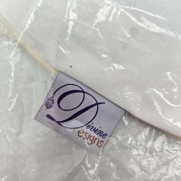 Devine Designs Pet Bed Cover 25" Round NWT Turquoise Blue Ikat Dog Cat Washable - Picture 5 of 6